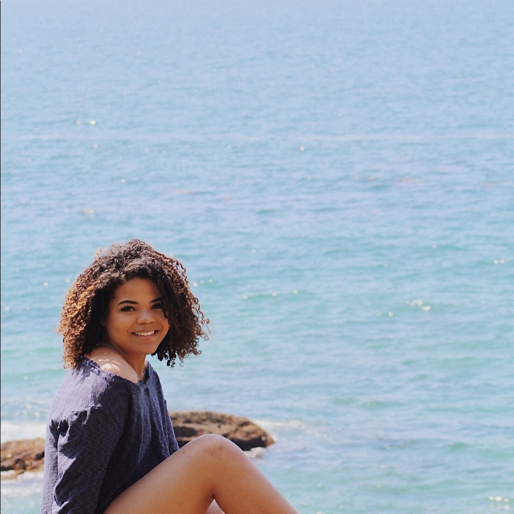 Meet your Posher, Brooke